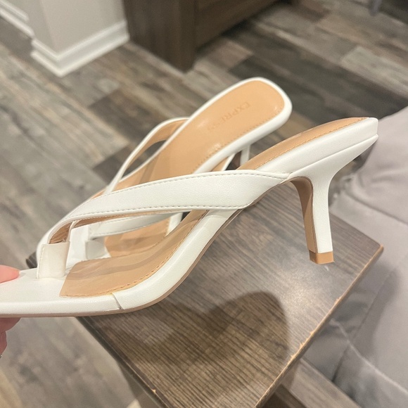 Express new without box size 7 white 2 inch heels - Picture 1 of 5